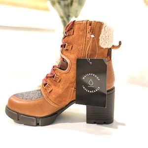 Naturalizer thermal lined Myla Women’s Bootie size 9